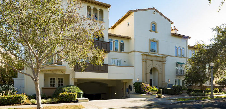 5935 Playa Vista Dr. #115