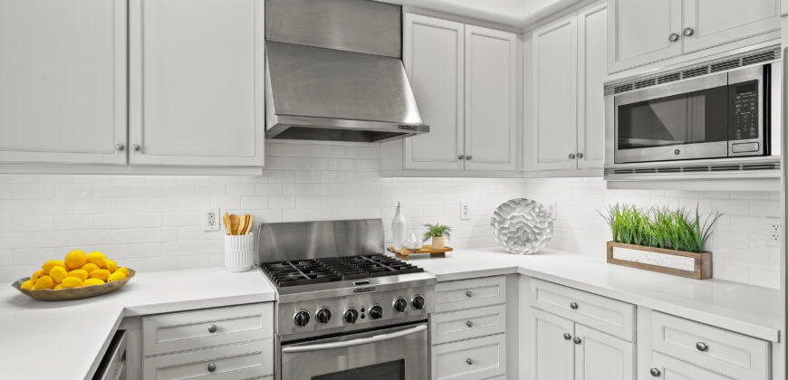 6010 Celedon Creek #4